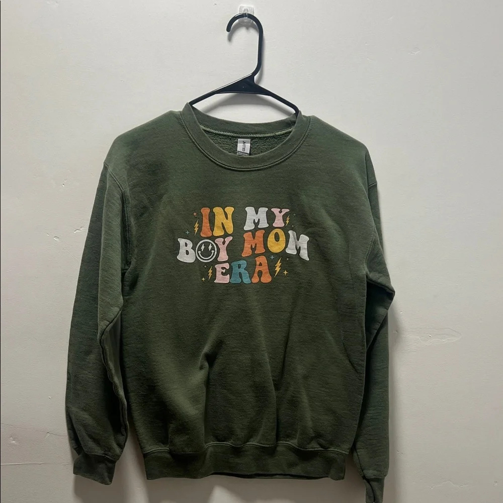 Boy Mom Graphic Sweater Size S